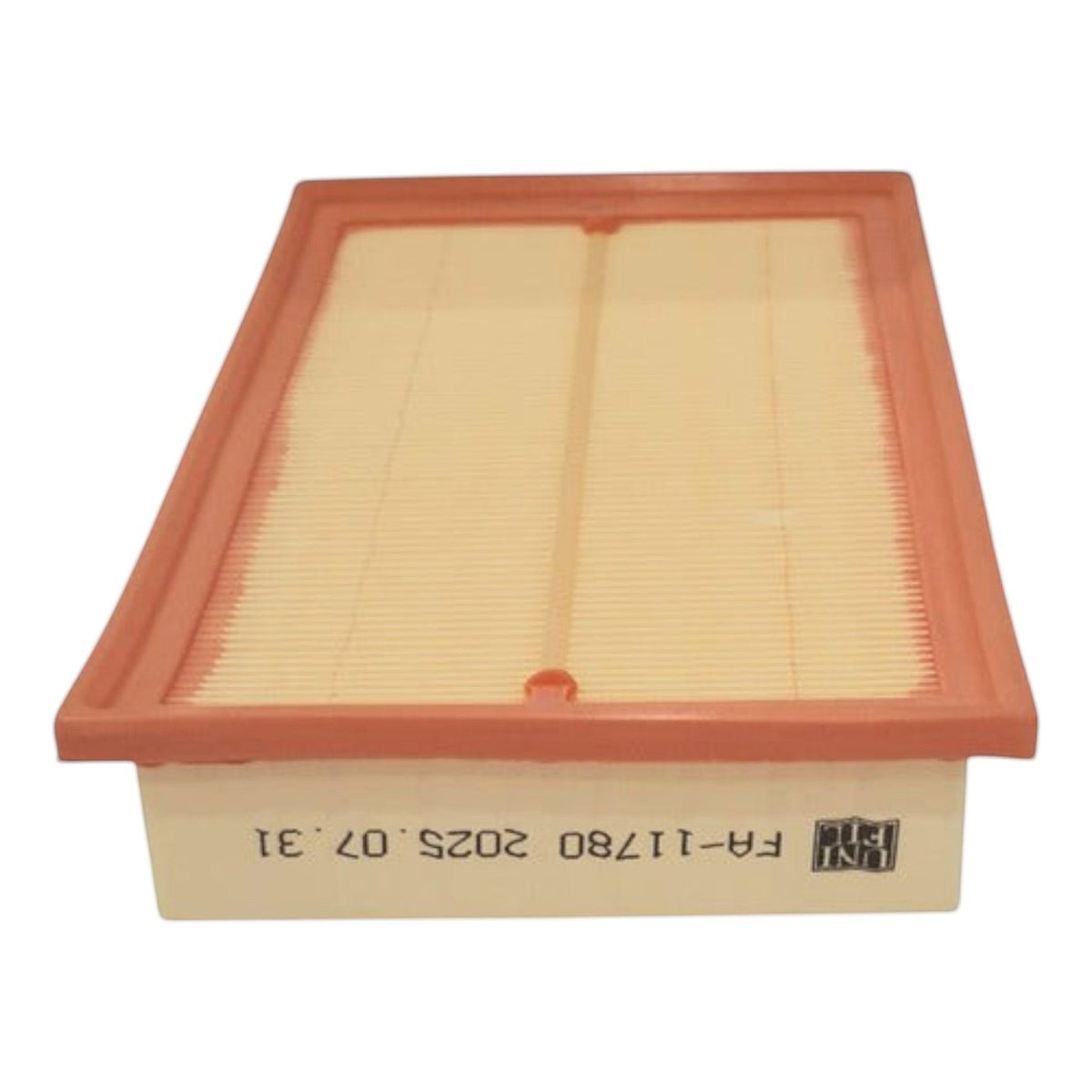 Filtro de aire Unifil FA-11780 para Chirey Tiggo 2 Pro 2024 de KENAI´S COM, diseño rectangular con marco naranja.