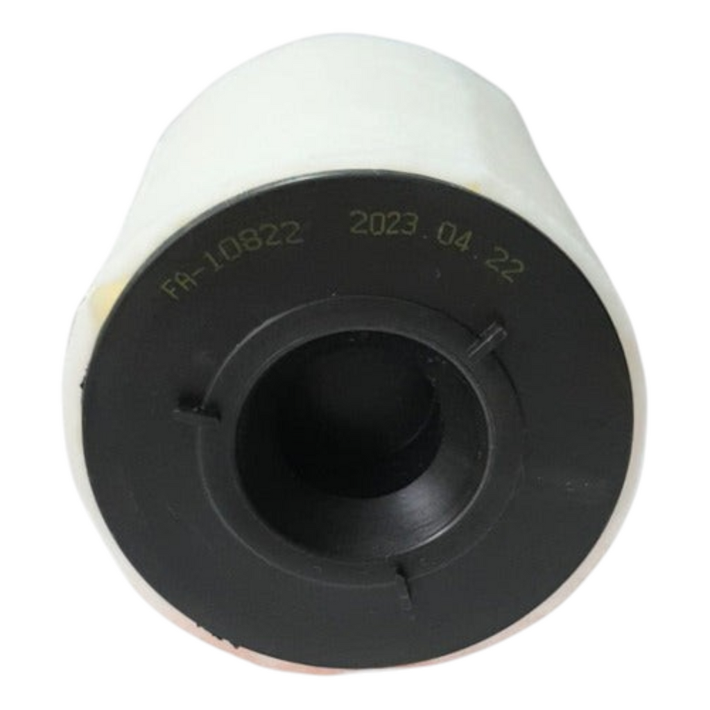 Filtro de aire KENAI´S COM modelo FA-10822 para Seat Toledo, diseño cilíndrico con base negra y cuerpo blanco