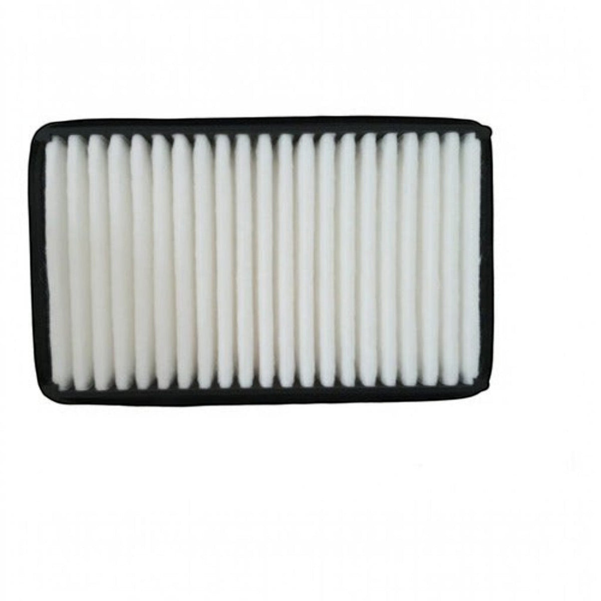Filtro de aire rectangular blanco para Suzuki Ciaz 1.4L de KENAI´S COM, diseñado para un mantenimiento eficiente.