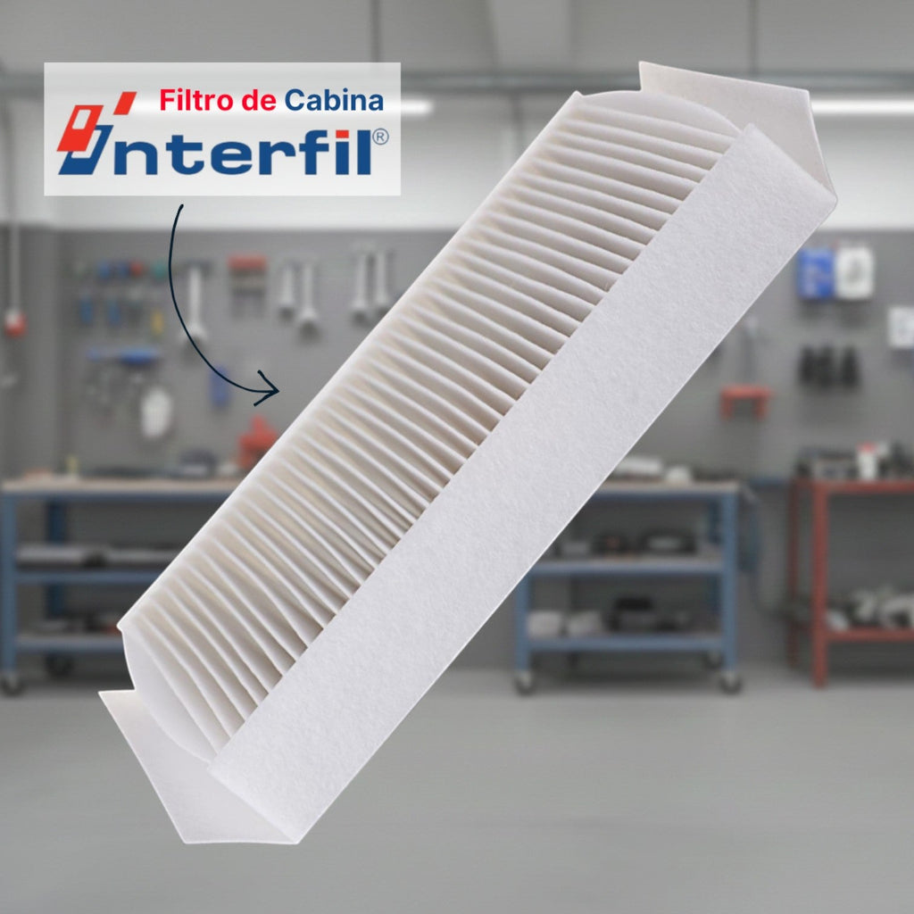 Filtro de cabina Interfil para Toyota C-HR de KENAI´S COM, diseño rectangular plisado en color blanco.